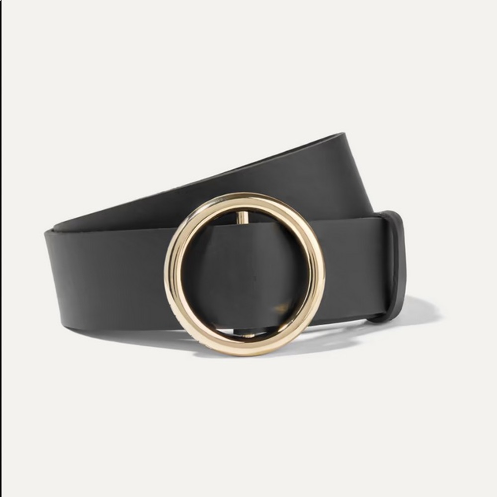 COPY - NWOT Frame Le Circle Belt Black with Gold Hardware